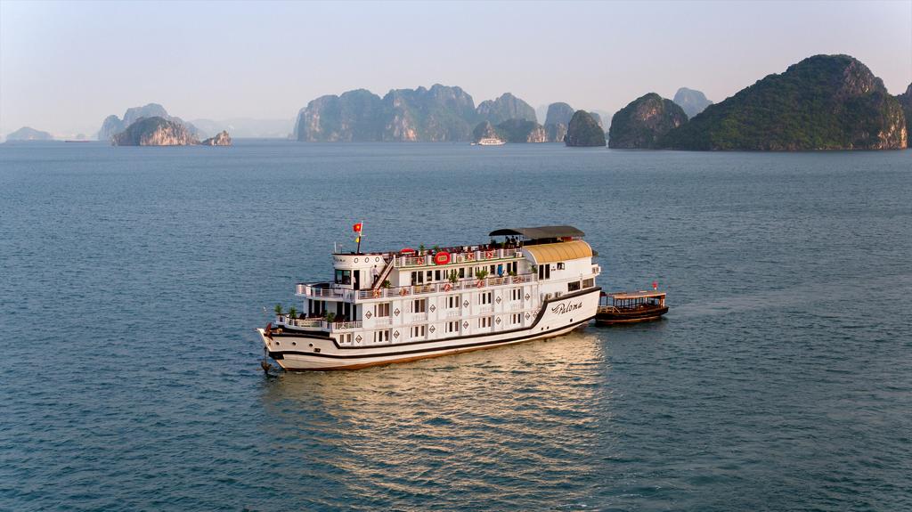 Halong Paloma Cruise